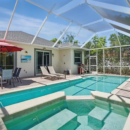 Walk To Vanderbilt Beach & Relax In The Pool